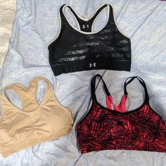 Under Armour Other - Sports bras